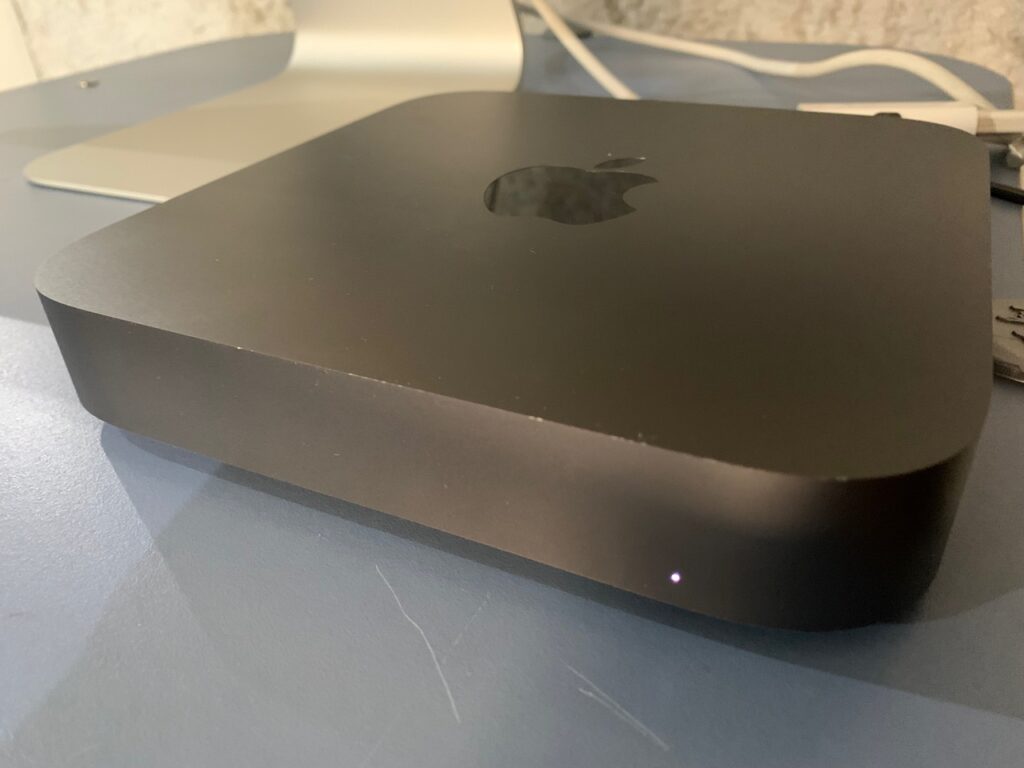 mac mini 2018 + Thunderbolt Display 27 Pulgadas