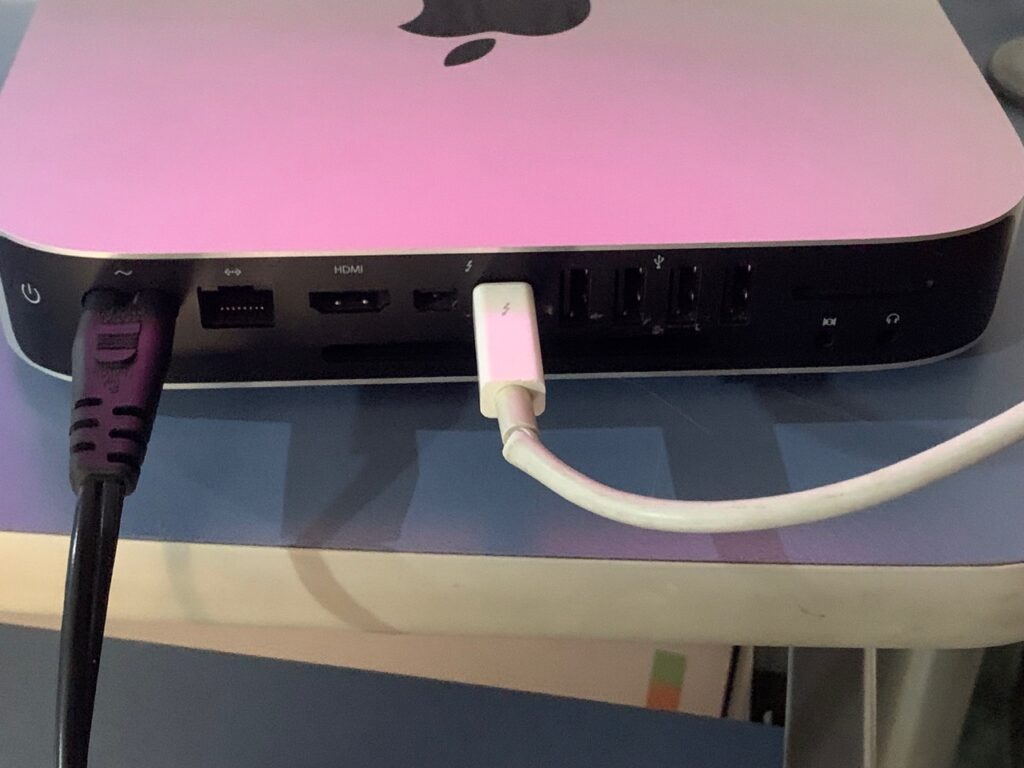 mac mini 2014 + Thunderbolt Display 27 Pulgadas 1.jpeg